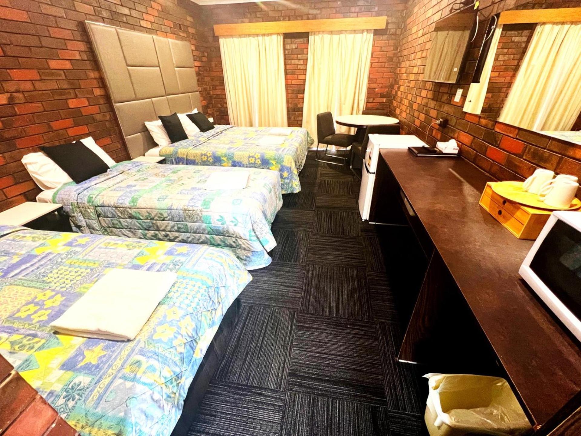 Two Rivers Motel Wentworth Esterno foto